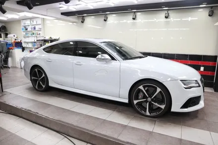 아우디 RS7 블랙크롬 전체랩핑 제거 과정 / 서울 양천