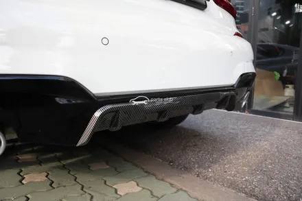 BMW G20 320i 수전사 카본 퍼포먼스 풀 바디킷 한 모습은? / 서울 양천