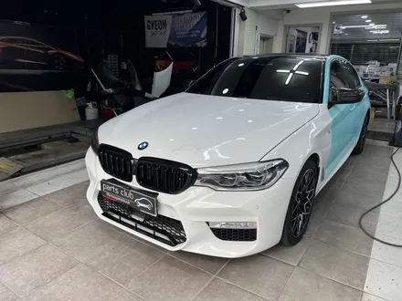 BMW G30 520d 앞범퍼 본넷 사고 자차보험처리 수리 M5룩 바디킷 교체 / 서울 양천