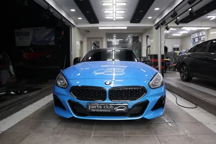BMW G29 Z4 m40i 미사노블루 TRD 타입 드라이카본 스포일러 장착 사진 / 서울 양천