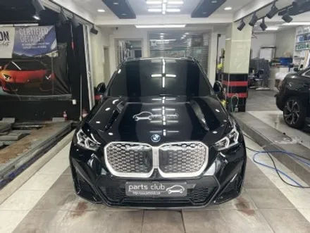 BMW U11 iX1 유광블랙 키드니 그릴 교체 외관 변신 / 서울 양천 신정동