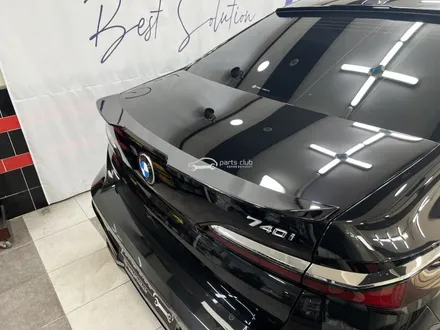 BMW G70 740i 유광블랙 익스테리어 풀 바디킷 (프론트립, 사이드스컷, 디퓨져, 머플러팁, 스포일러) / 서울 양천 신정동