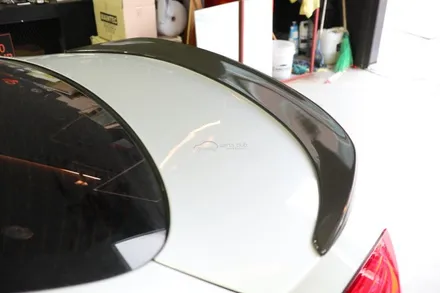 [파츠클럽] BMW 6시리즈 F06 640d 3D디자인 카본 스포일러 장착 :: 자동차용품 쇼핑몰 / 서울 양천 신정동