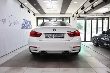BMW F82 M4 V타입 카본 트렁크 스포일러 장착 이미지 사진 / 서울 양천