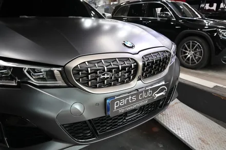 BMW G21 m340i 투어링 리얼카본으로 풀 바디킷 (프론트립, 스포일러, 사이드미러커버, 그릴) / 서울 양천