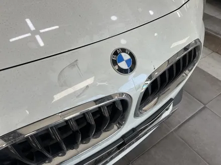 BMW F39 X2 그릴 파손, M타입 유광블랙 키드니 그릴 교체 / 서울 양천 신정동
