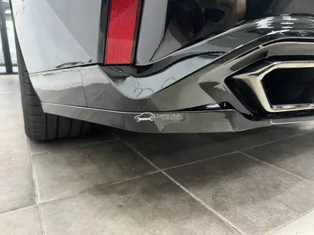 BMW G70 740i 유광블랙 익스테리어 풀 바디킷 (프론트립, 사이드스컷, 디퓨져, 머플러팁, 스포일러) / 서울 양천 신정동