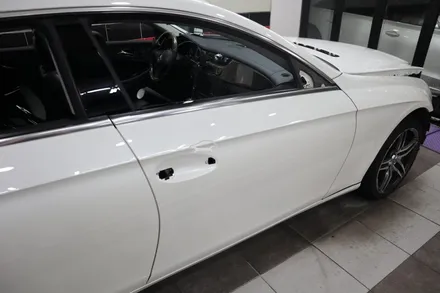 [파츠클럽] 벤츠 W219 CLS350 유광블랙 전체랩핑 다이아몬드 그릴 교체 / 서울 양천