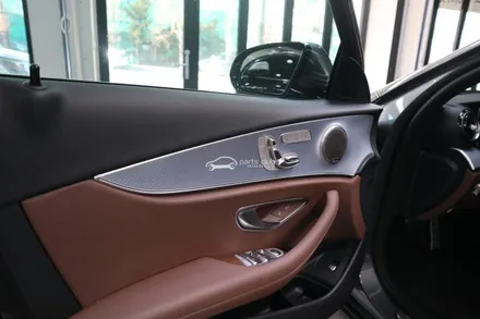 벤츠 W213 E300 실내 트림을 카본으로 랩핑해볼까? / 서울 양천