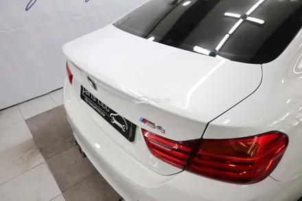 BMW F82 M4 V타입 카본 트렁크 스포일러 장착 이미지 사진 / 서울 양천