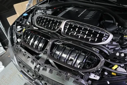 BMW G21 m340i 투어링 리얼카본으로 풀 바디킷 (프론트립, 스포일러, 사이드미러커버, 그릴) / 서울 양천