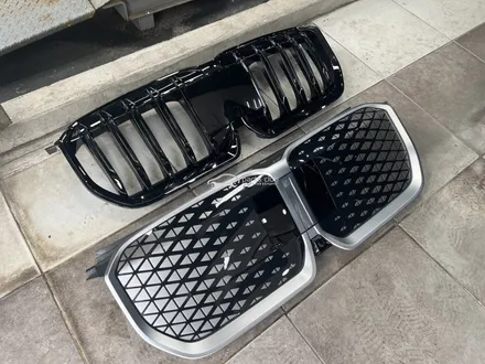 BMW U11 iX1 유광블랙 키드니 그릴 교체 외관 변신 / 서울 양천 신정동