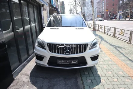벤츠 W166 ML250 보험수리 ML63 AMG룩 앞범퍼로 교체 / 서울 양천