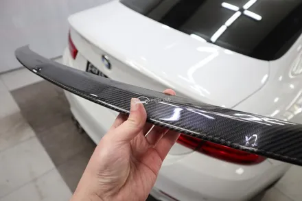 BMW F82 M4 V타입 카본 트렁크 스포일러 장착 이미지 사진 / 서울 양천