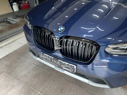 2024 BMW X3 20i 파이노틱블루 유광블랙 키드니 그릴 교체 / 서울 양천 신정동