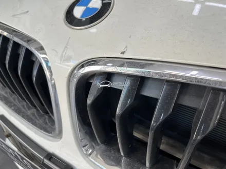 BMW F39 X2 그릴 파손, M타입 유광블랙 키드니 그릴 교체 / 서울 양천 신정동