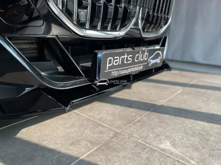 BMW G70 740i 유광블랙 익스테리어 풀 바디킷 (프론트립, 사이드스컷, 디퓨져, 머플러팁, 스포일러) / 서울 양천 신정동