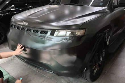 [파츠클럽] 지프 그랜드체로키 사틴블랙 전체랩핑 앞범퍼 재작업 / 서울 양천
