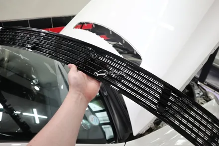 [파츠클럽] 벤츠 W219 CLS350 유광블랙 전체랩핑 다이아몬드 그릴 교체 / 서울 양천