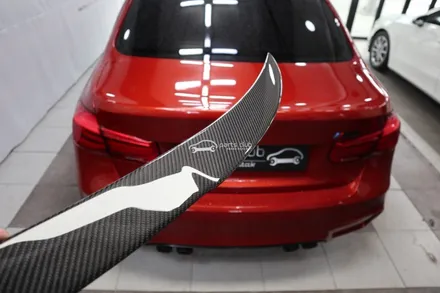 BMW F80 M3 뒷태의 강렬한 퍼포먼스 튜닝 카본 스포일러 장착 / 서울 양천