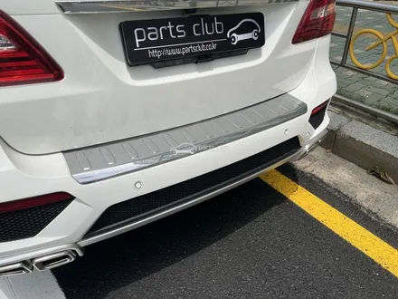 벤츠 ML350 뒷범퍼 사고 보험처리 ML63 AMG 바디킷 교체 / 서울 양천 신정동