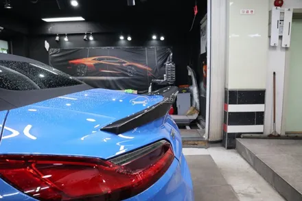 BMW G29 Z4 m40i 미사노블루 TRD 타입 드라이카본 스포일러 장착 사진 / 서울 양천