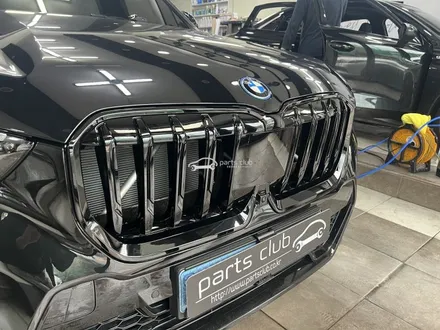 BMW U11 iX1 유광블랙 키드니 그릴 교체 외관 변신 / 서울 양천 신정동