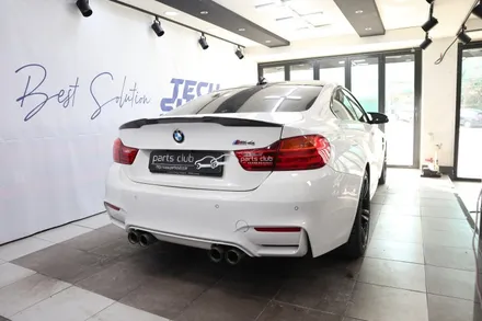 BMW F82 M4 V타입 카본 트렁크 스포일러 장착 이미지 사진 / 서울 양천