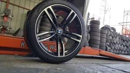 BMW  M4  19인치 휠타이어 착한가격으로 판매  래프리카 이구요~ / 경기 포천 소흘