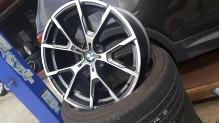 BMW F바디 전용 M8 19인치 휠 타이어 89~119만원 (대품조건) 5시리즈 3GT. 5GT 장착가능 합니다 / 경기 포천 소흘
