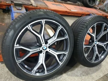 275 40 21 315 35 21 피렐리 피제로 pz4 런플랫 신품수준 임판타이어 BMW X5 X6 순정 별 마킹 한대분 139만원 / 경기 포천 소흘