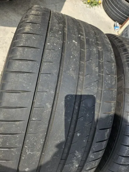 325 35 22 미쉐린 파일럿 스포츠 4S 중고타이어 2본 59만원 판매 벤츠GLE AMG 람보르기니 우루스 등등 차량 사이즈 입니다 / 경기 포천 소흘