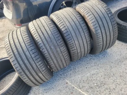275 40 21 315 35 21 피렐리 피제로 pz4 런플랫 중고타이어 한대분 99만원 판매 BMW X5 X6 순정타이어 별마킹 있습니다 / 경기 포천 소흘