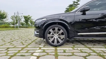 볼보 XC90 인스크립션 순정 정품 21인치 휠타이어 한대분 착한가격으로 판매합니다 / 경기 포천 소흘