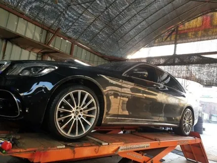 벤츠 S클래스 W222 마차 AMG 정품 타이어 판매합니다 / 경기 포천 소흘