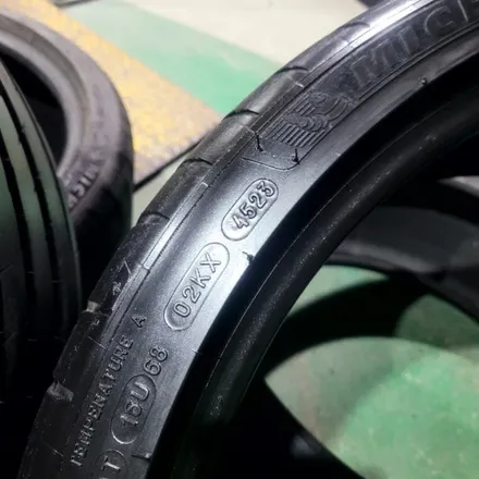 245 35 20 275 30 20 미쉐린 파일럿 스포츠4S 벤츠E53 AMG 쿠페 순정타이어 중고 한대분 판매합니다 / 경기 포천 소흘