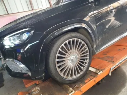 벤츠 GLS 마이바흐 600 순정 정품 23인치 단조 휠 프론트 1짝 리어 1짝 판매합니다 / 경기 포천 소흘