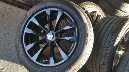BMW  순정17인치 포터2 장착가능한 휠타이어 25만윈 판매합니다 / 경기 포천 소흘