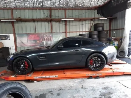 벤츠 AMG GT 차량 리어 305  30  20  미쉐린 슈펴스포츠 중고 제품 교환 / 경기 포천 소흘