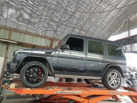 벤츠 G바겐 G바겐 순정 AMG 20인치 정품 휠타이어 착한가격 판매합니다  중국산 짝통보다 저렴하게 판매합니다 / 경기 포천 소흘