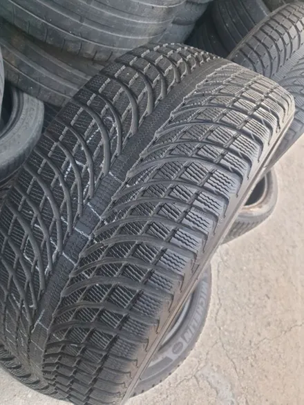 265 40 21 295 35 21 미쉐린 윈터 스노우 중고타이어 한대분 59만원 포르쉐 마칸 벤츠GLC 등등 / 경기 포천 소흘