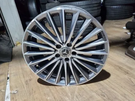 벤츠 C클래스 W206 순정 정품 AMG 19인치 터빈 마차 착한가격으로 판매합니다 / 경기 포천 소흘