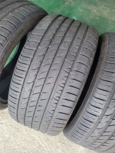 295 35 21 금호타이어 최고급형 PH91 중고타이어 한대분 포르쉐 카이엔 아우디Q7 벤츠ML AMG 등등 차량사이즈 / 경기 포천 소흘