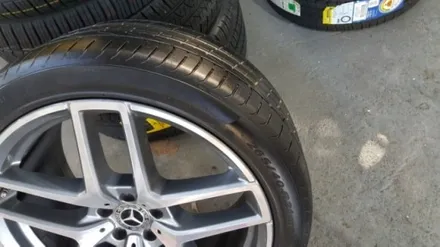 265 40 25. 295 35 21중고타이어 마칸 GLC AMG 순정OM사이즈 / 경기 포천 소흘