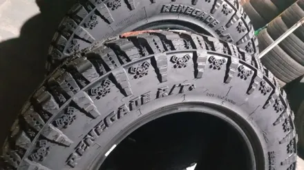 랭글러  37X13.50R17 레이다 RT 타이어 장착사진 입니다 / 경기 포천 소흘