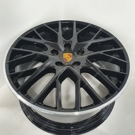 포르쉐 파나메라 GTS (971) 정품 21인치 휠 국내 최저가 한대분 판매합니다 포르쉐 타이칸 장착가능합니다 / 경기 포천 소흘