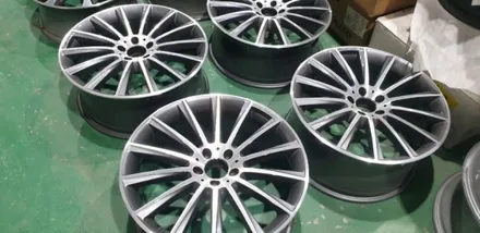 벤츠 S클래스 W222 마차 AMG 정품 타이어 판매합니다 / 경기 포천 소흘