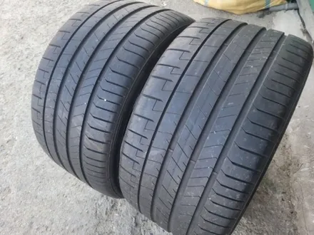 305 30 21 피렐리 피제로 pz4 완전신품급  중고타이어 2본 판매 포르쉐 911 992 타이칸 등등 사이즈 입니다 / 경기 포천 소흘