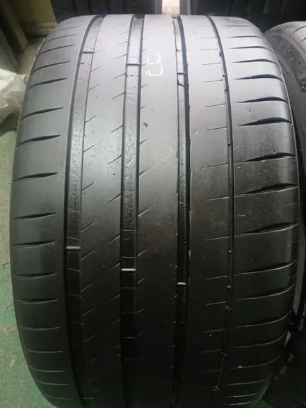 315 30 21 미쉐린 파일럿 스포츠4S 중고타이어 2본 판매 벤츠 AMG GT 포르쉐 파나메라 등등 사이즈 / 경기 포천 소흘