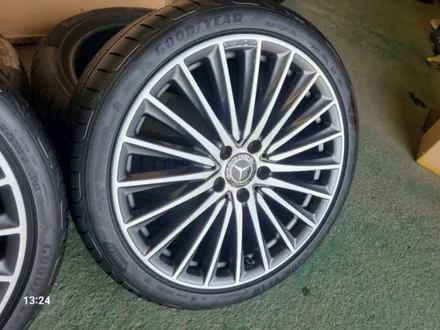 벤츠C클래스 W206 AMG 정품 마차 19인치 휠타이어 한대분 149만원 판매합니다 대품조건 입니다 / 경기 포천 소흘